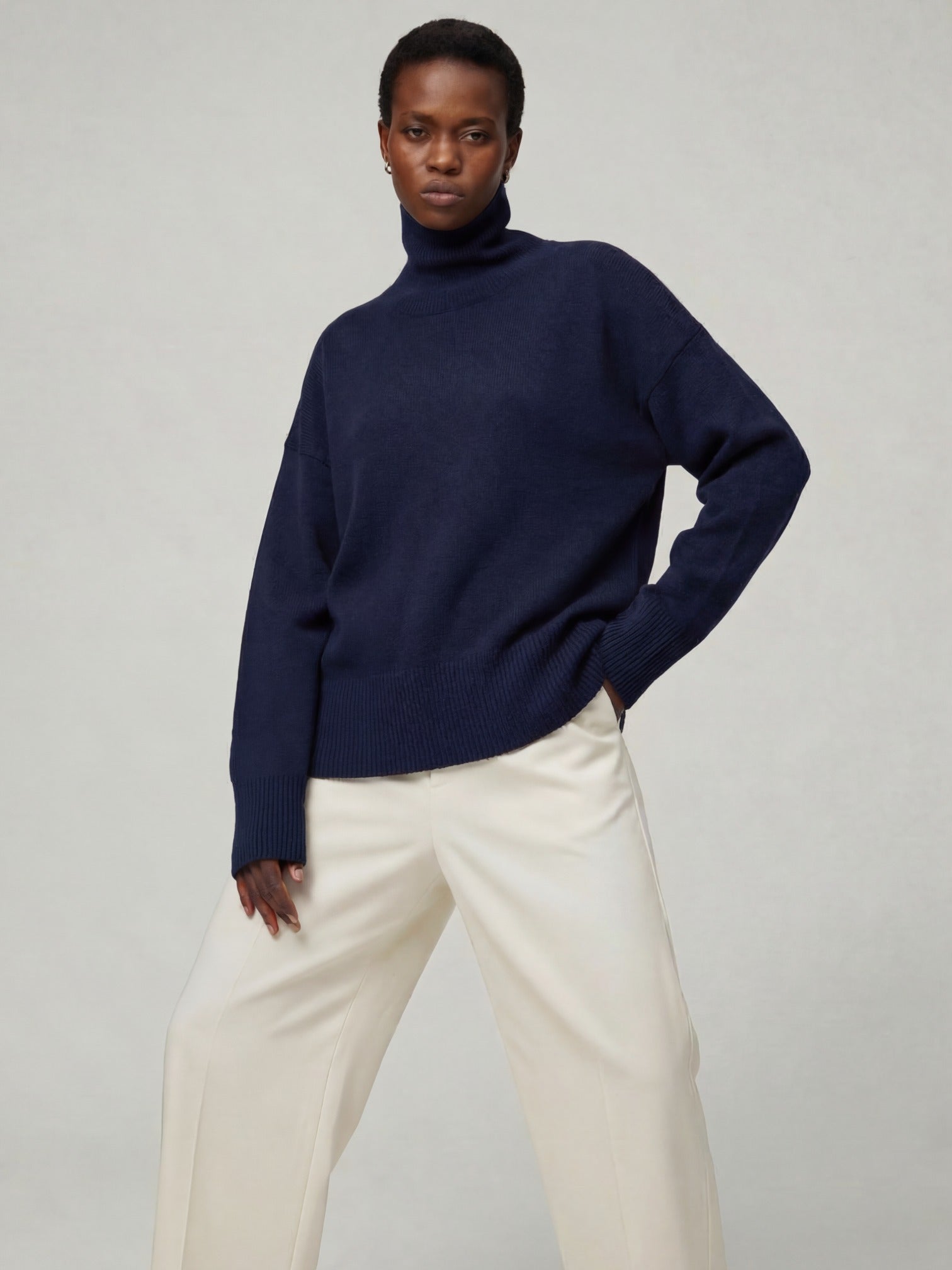 TURTLENECK NAVY
